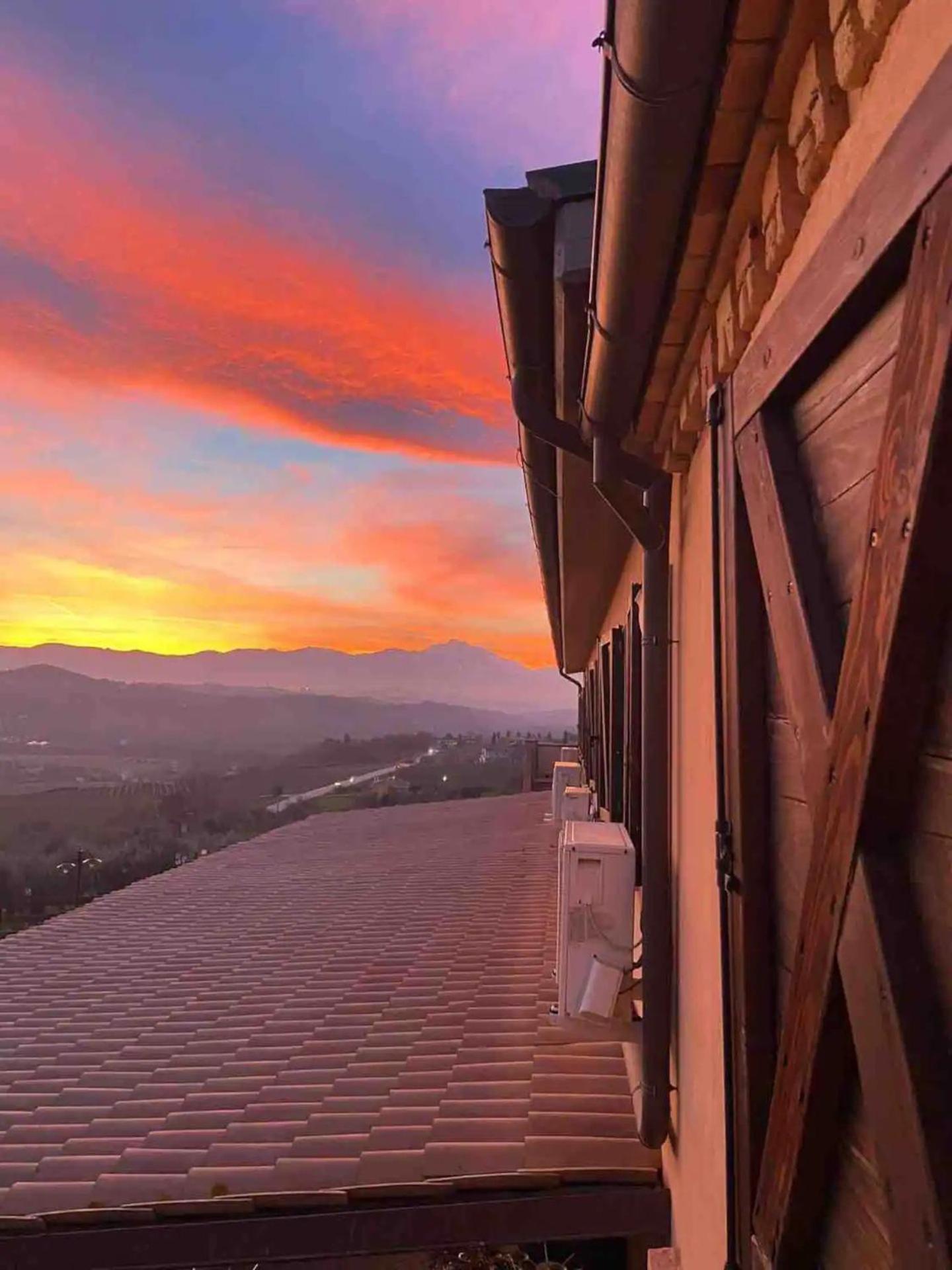 Il Podere Degli Asinelli Città Sant'Angelo Exterior foto